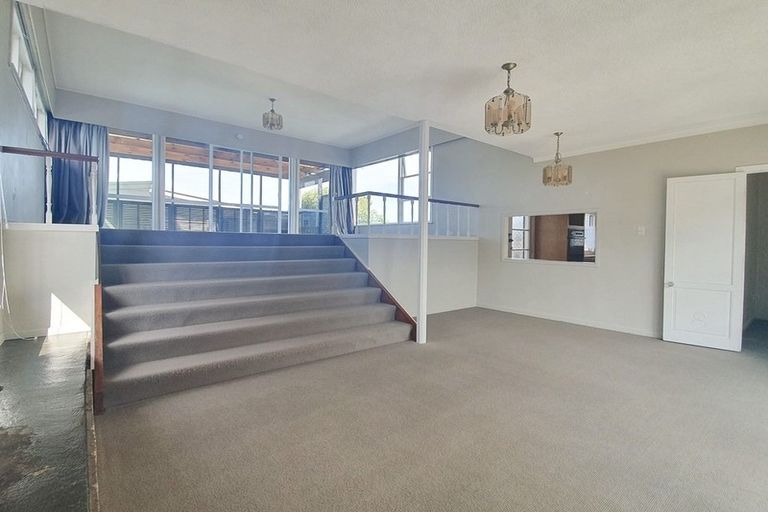 Photo of property in 57 Forrest Hill Road, Milford, Auckland, 0620