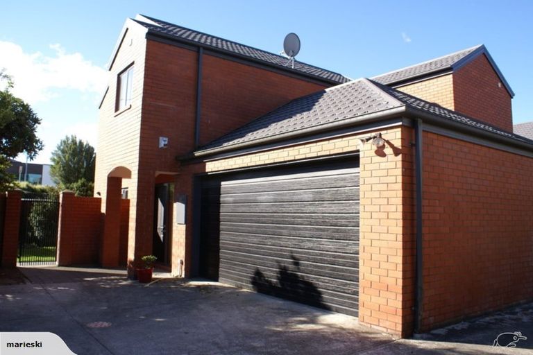 Photo of property in 132 Ilam Road, Ilam, Christchurch, 8041