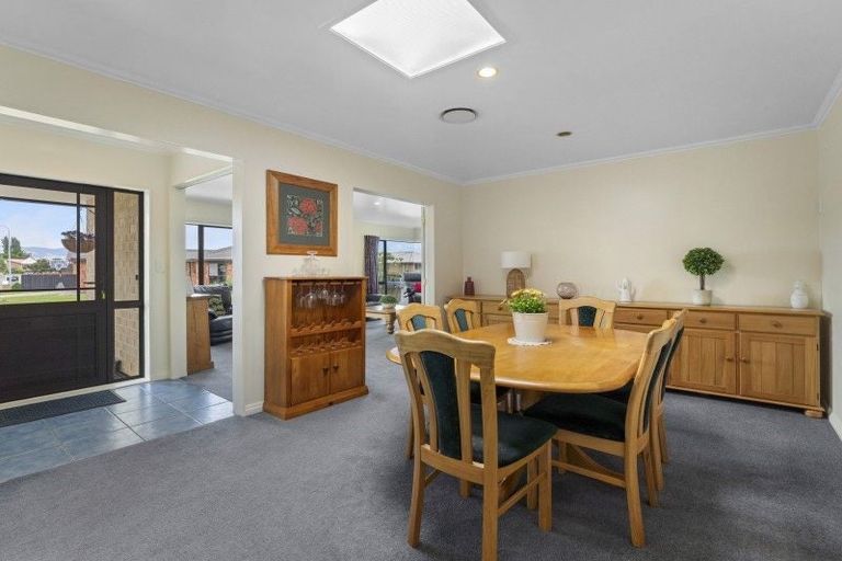 Photo of property in 24 Millhaven Place, Otaki, 5512
