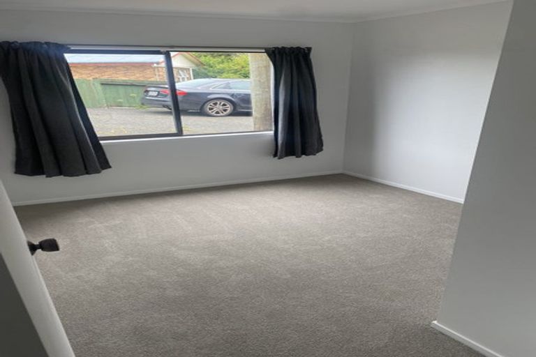 Photo of property in 7 Anne Mclean Drive, Bayview, Auckland, 0629
