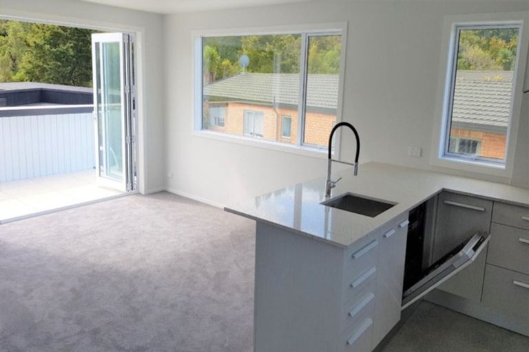 Photo of property in 12b Relko Crescent, Torbay, Auckland, 0630