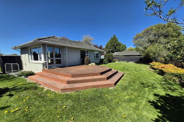 Photo of property in 35 Glenmore Avenue, Casebrook, Christchurch, 8051