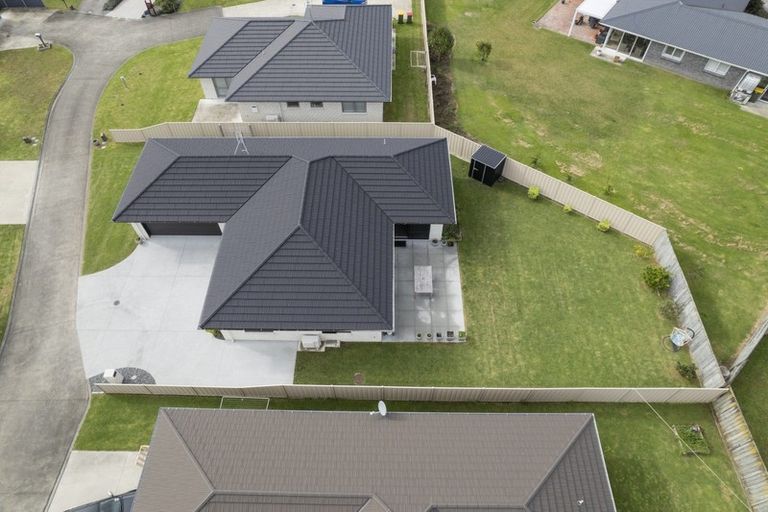 Photo of property in 22f Clive Road, Katikati, 3129