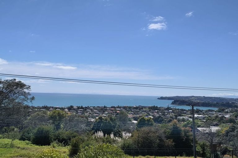 Photo of property in 2/491 Whangaparaoa Road, Stanmore Bay, Whangaparaoa, 0932