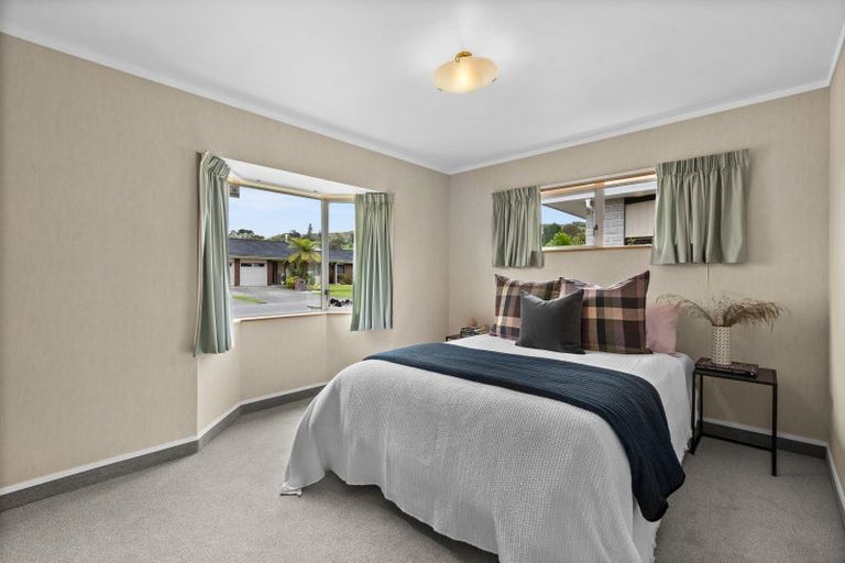 Photo of property in 20 Hetley Crescent, Taradale, Napier, 4112