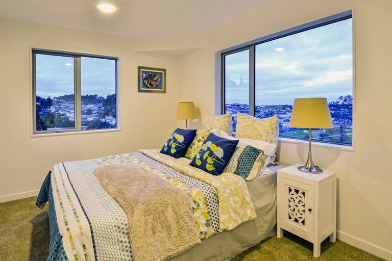Photo of property in 106 Fairview Avenue, Fairview Heights, Auckland, 0632