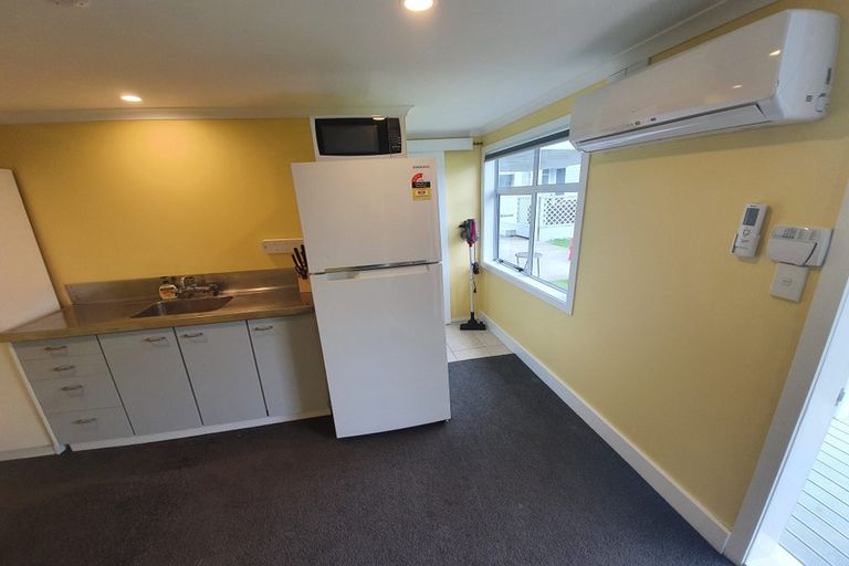 Photo of property in 32 Birmingham Street, Takaro, Palmerston North, 4412