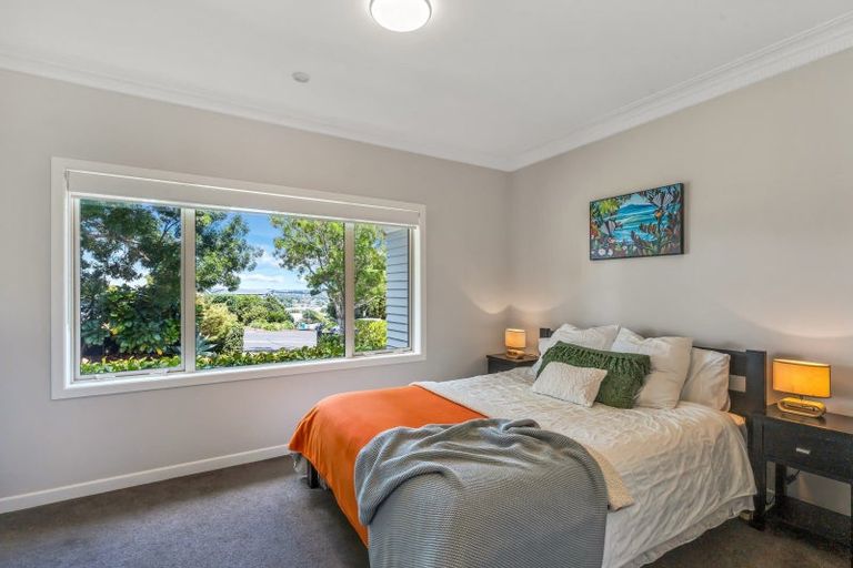 Photo of property in 35 Ridge Road, Howick, Auckland, 2014