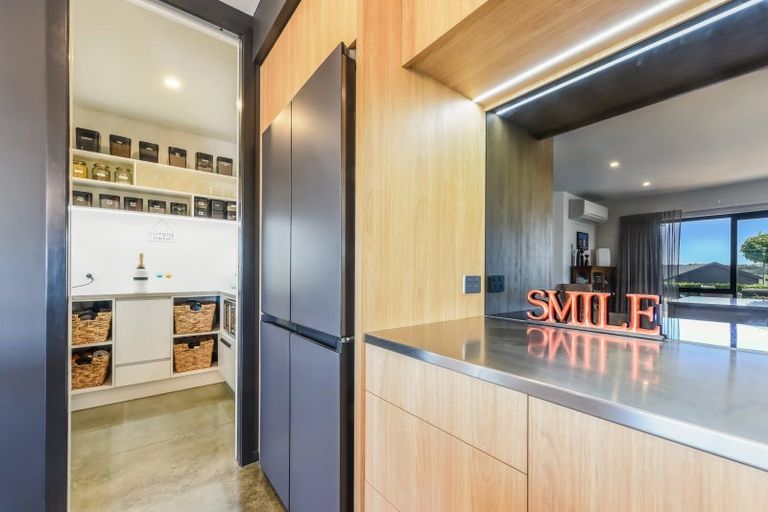 Photo of property in 17 Huntaway Close, Stoke, Nelson, 7011