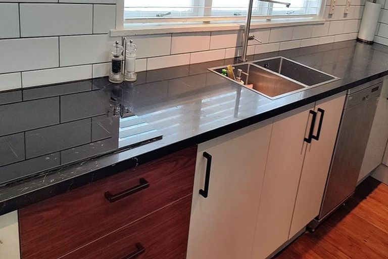 Photo of property in 53 Coronation Road, Hillcrest, Auckland, 0627