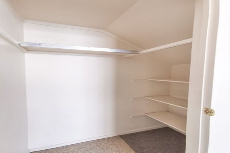 Photo of property in 27b Central Park Drive, Te Atatu South, Auckland, 0610