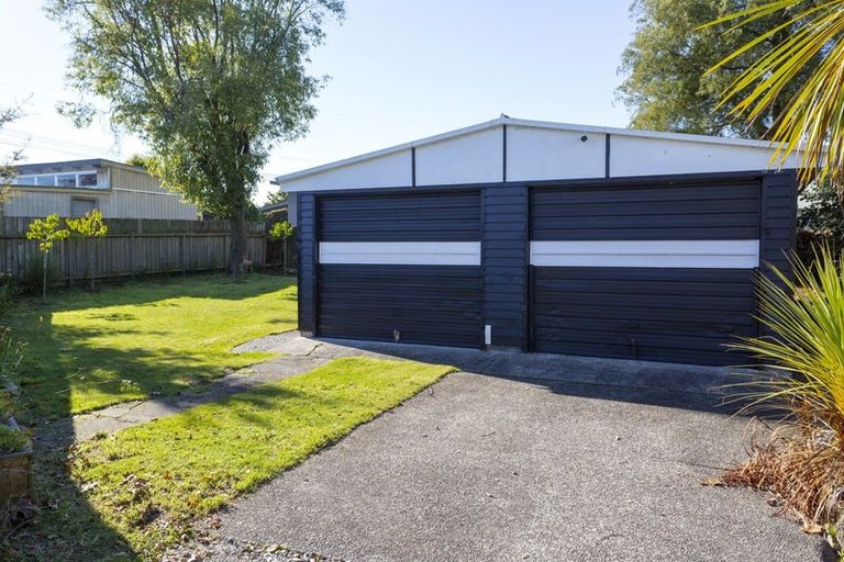 Photo of property in 30 Taupo View Road, Taupo, 3330