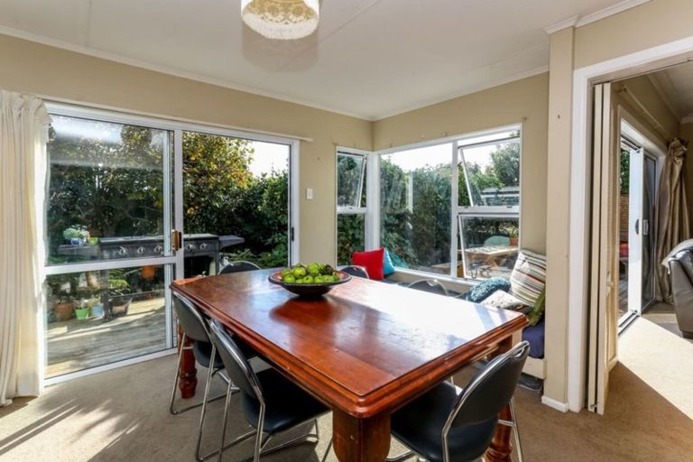Photo of property in 360 Devon Street West, Lynmouth, New Plymouth, 4310