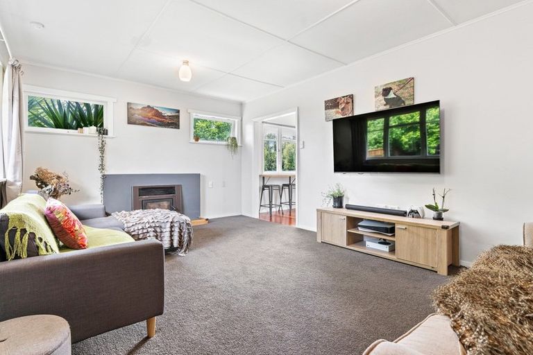 Photo of property in 77 Kent Street, Carterton, 5713