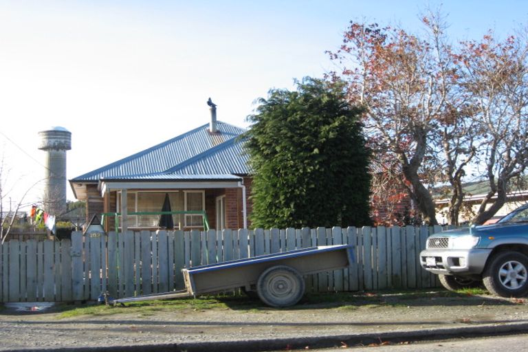 Photo of property in 103 Mackenzie Street, Winton, 9720