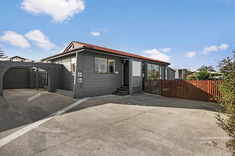 Photo of property in 64 Hyperion Drive, Randwick Park, Auckland, 2105