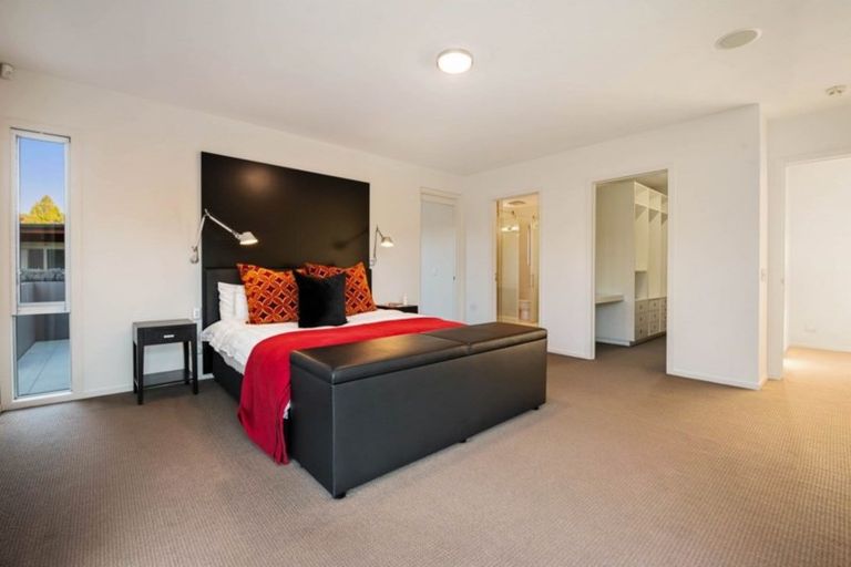 Photo of property in 16 Waimana Place, Wanaka, 9305