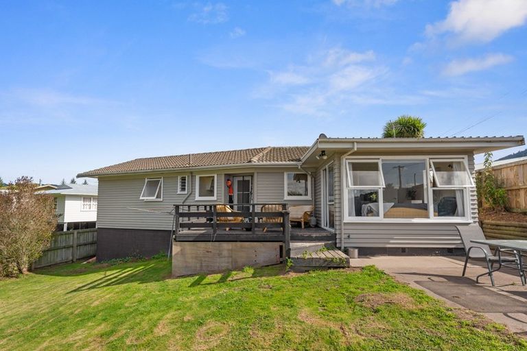 Photo of property in 28 Alison Street, Mangakakahi, Rotorua, 3015