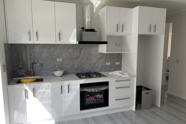 Photo of property in 98 Tir Conaill Avenue, Flat Bush, Auckland, 2019