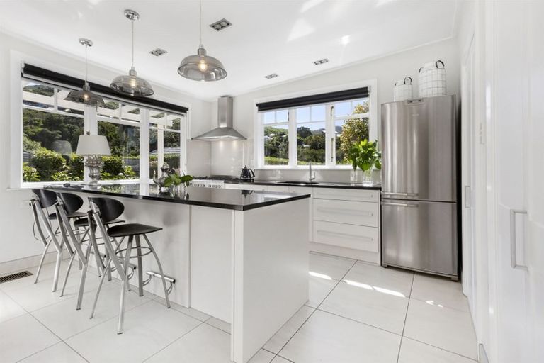 Photo of property in 2 Makererua Street, Ngaio, Wellington, 6035