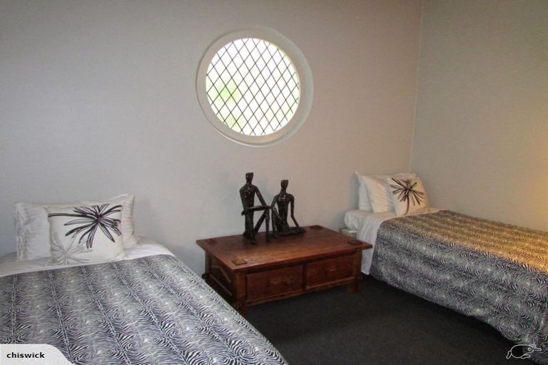 Photo of property in 35 Tremaine Avenue, Two Mile Bay, Taupo, 3330