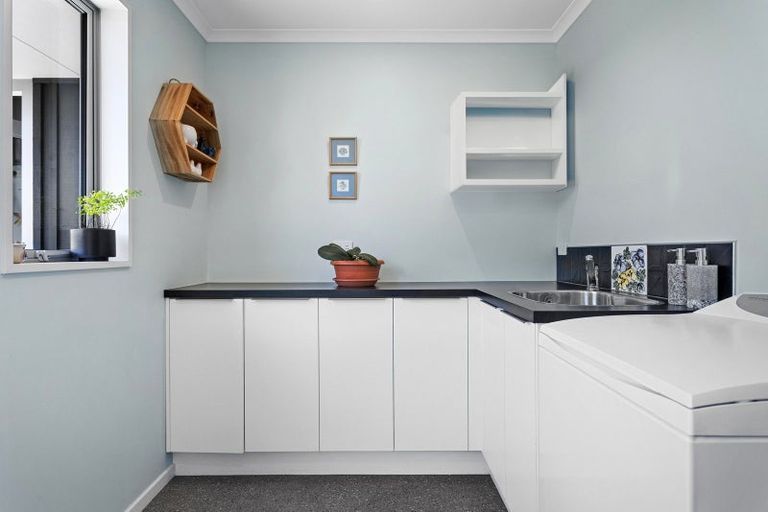 Photo of property in 3 Denton Street, Amberley, 7410