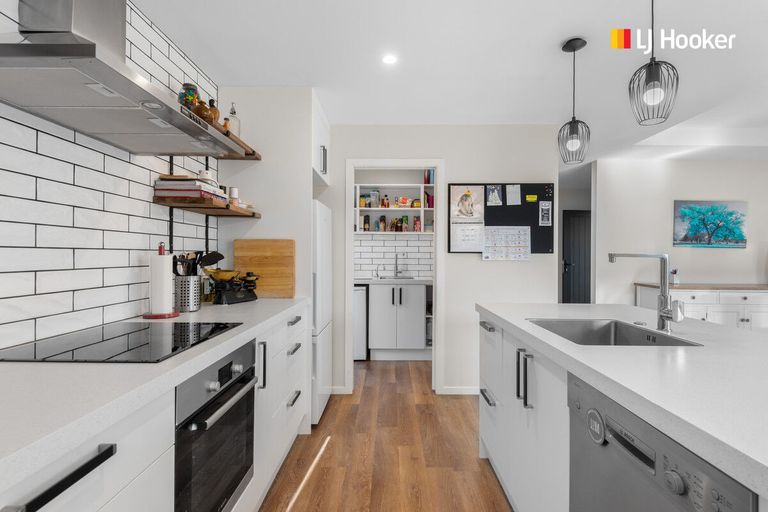 Photo of property in 45 Silver Springs Boulevard, Mosgiel, 9024