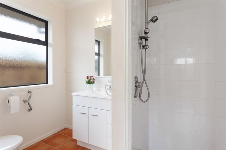 Photo of property in 5 Walnut Grove, Whakatane, 3120