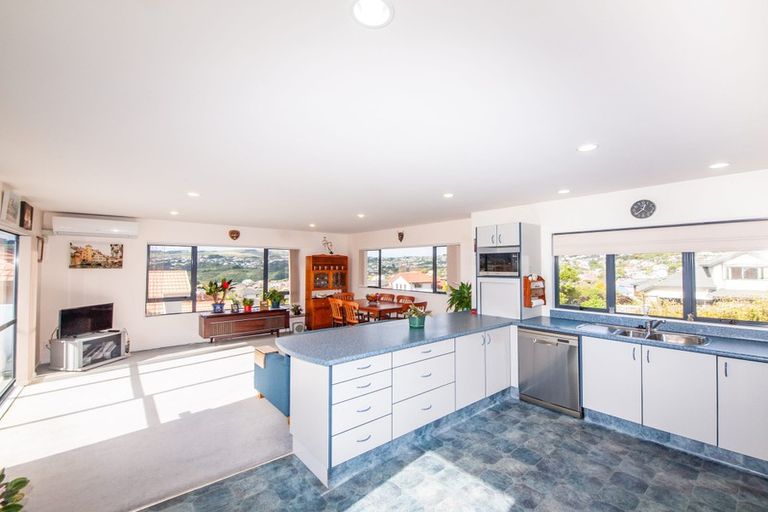 Photo of property in 1 Radstock Grove, Churton Park, Wellington, 6037