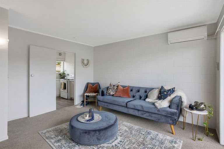Photo of property in 2/34 Watea Road, Sandringham, Auckland, 1025