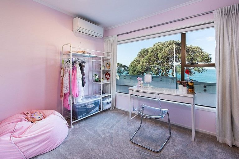 Photo of property in 18 Red Bluff Rise, Campbells Bay, Auckland, 0630