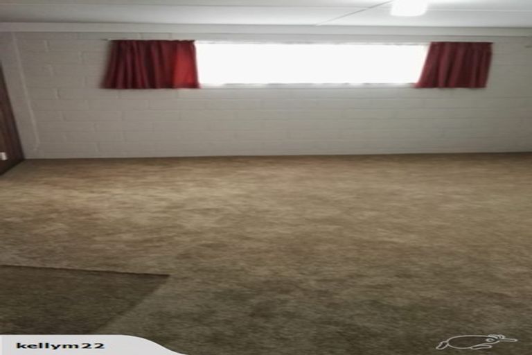 Photo of property in 49 Chatsworth Crescent, Pakuranga Heights, Auckland, 2010