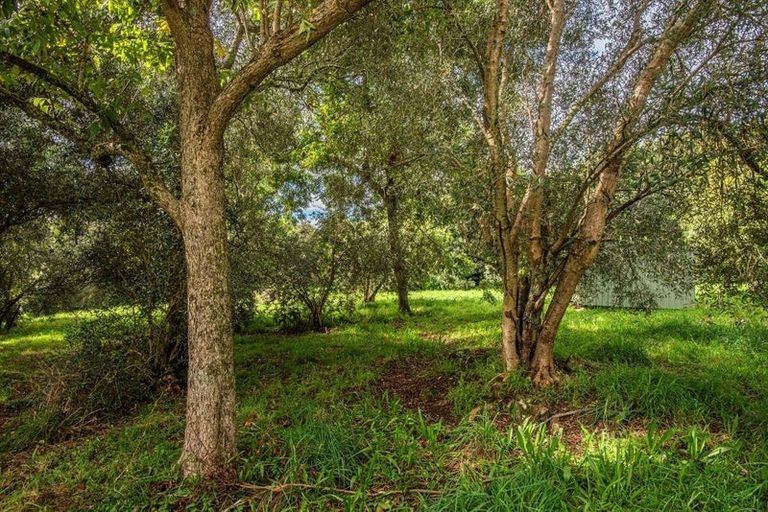 Photo of property in 8 Draffin Road, Poroti, Whangarei, 0179