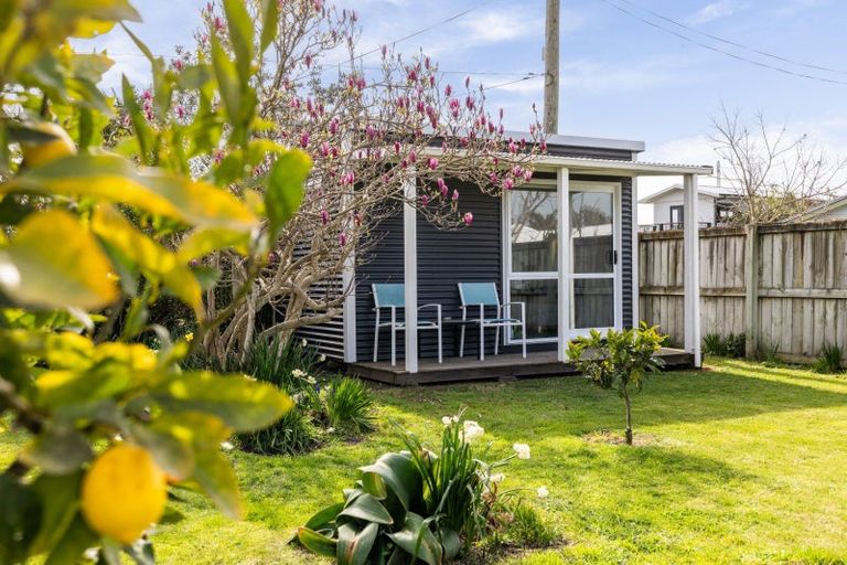 Photo of property in 32 Hyla Road, Haumoana, 4102