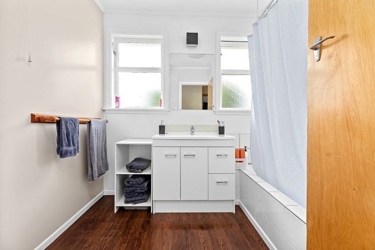 Photo of property in 5 Gill Crescent, Redwoodtown, Blenheim, 7201