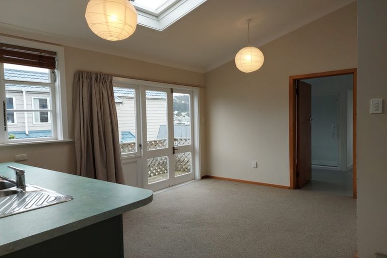 Photo of property in 126 Daniell Street, Newtown, Wellington, 6021