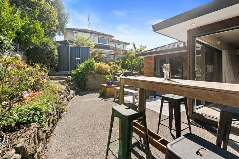 Photo of property in 24 Coventry Way, Long Bay, Auckland, 0630