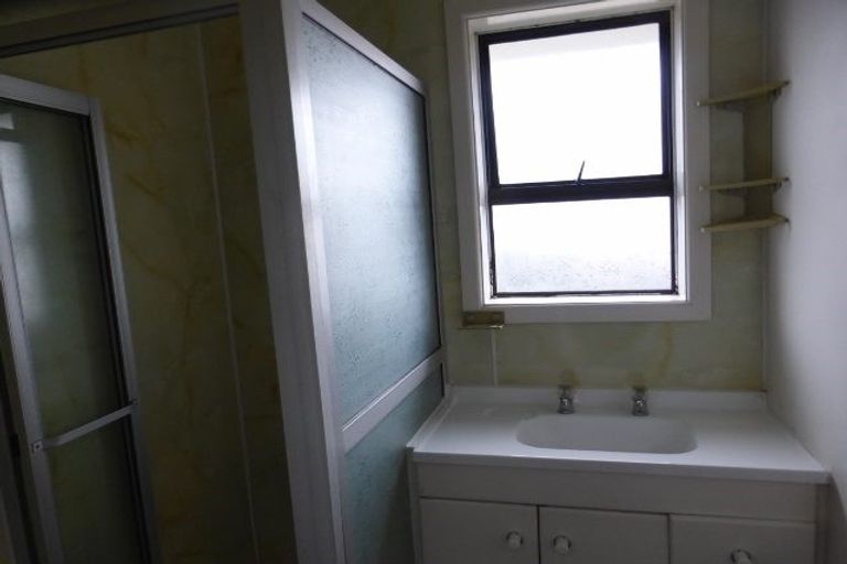 Photo of property in 1/70 Ensign Street, Halswell, Christchurch, 8025