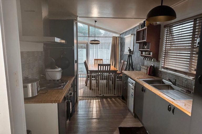 Photo of property in 56 Andrew Road, Howick, Auckland, 2010