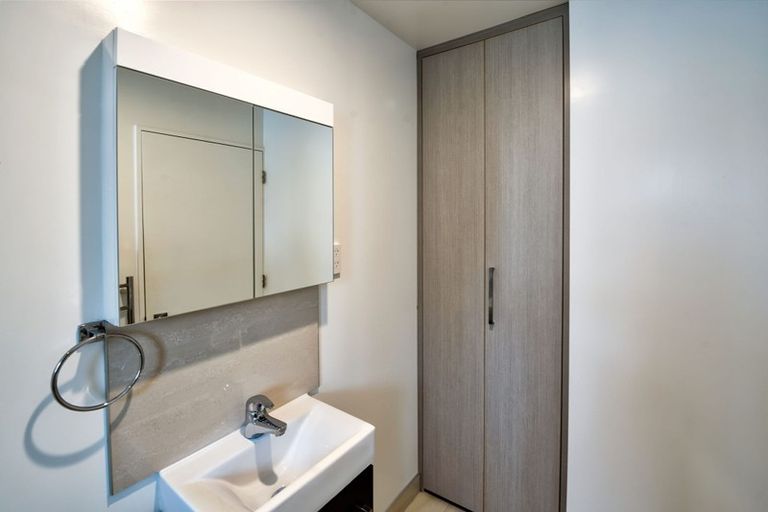 Photo of property in 7/290 Barbadoes Street, Christchurch Central, Christchurch, 8011