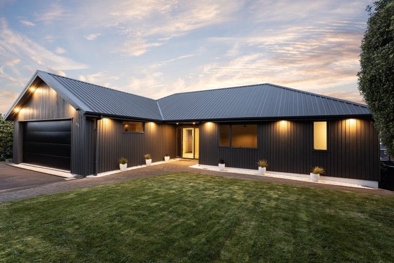 Photo of property in 66 Cliffs Road, Saint Clair, Dunedin, 9012