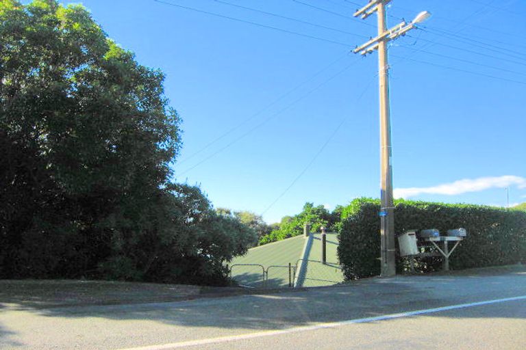 Photo of property in 115 Main Road, Governors Bay, Lyttelton, 8971