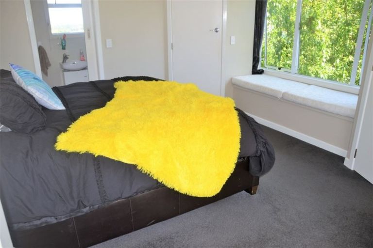 Photo of property in 4 Red Hill Road, Red Hill, Papakura, 2110