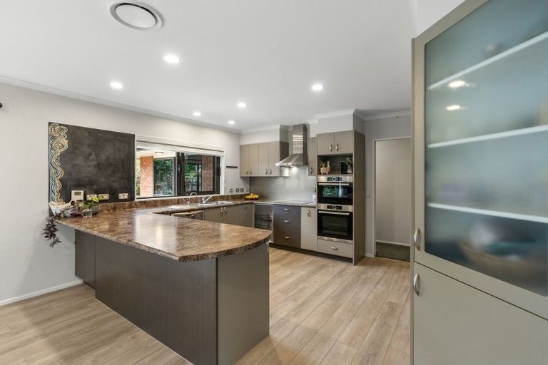 Photo of property in 6 Nimmo Avenue, Waikanae, 5036