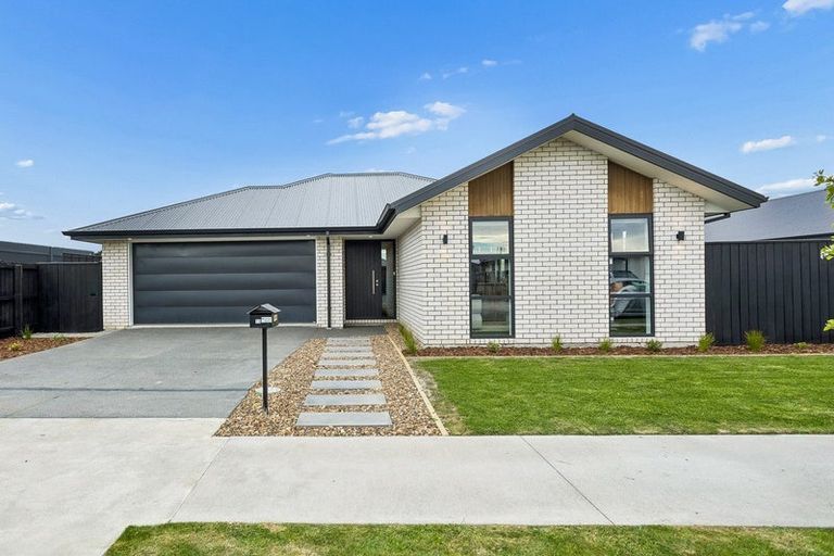 Photo of property in 13 Salkeld Place, Woodend, 7610