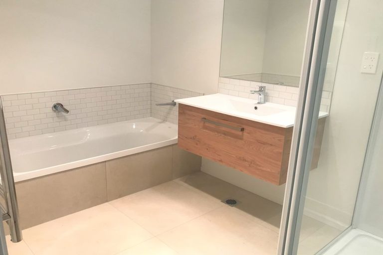 Photo of property in 53 Te Ranga Memorial Drive, Pyes Pa, Tauranga, 3112