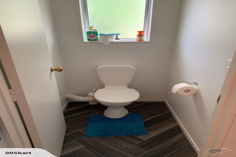 Photo of property in 7/24 Eastglen Road, Glen Eden, Auckland, 0602