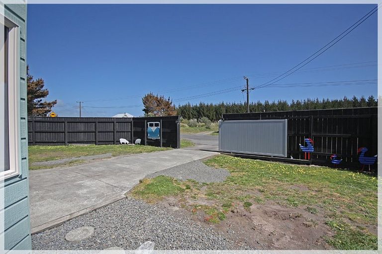 Photo of property in 2076 Tangimoana Road, Tangimoana, Palmerston North, 4473