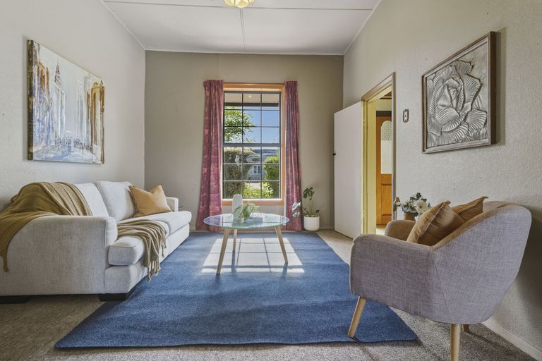 Photo of property in 6 Queen Street, Mosgiel, 9024