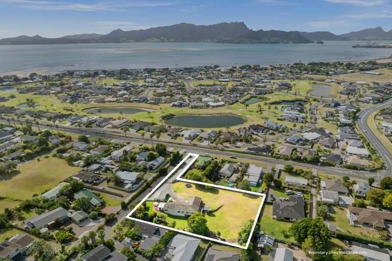 Photo of property in 336 One Tree Point Road, One Tree Point, 0118